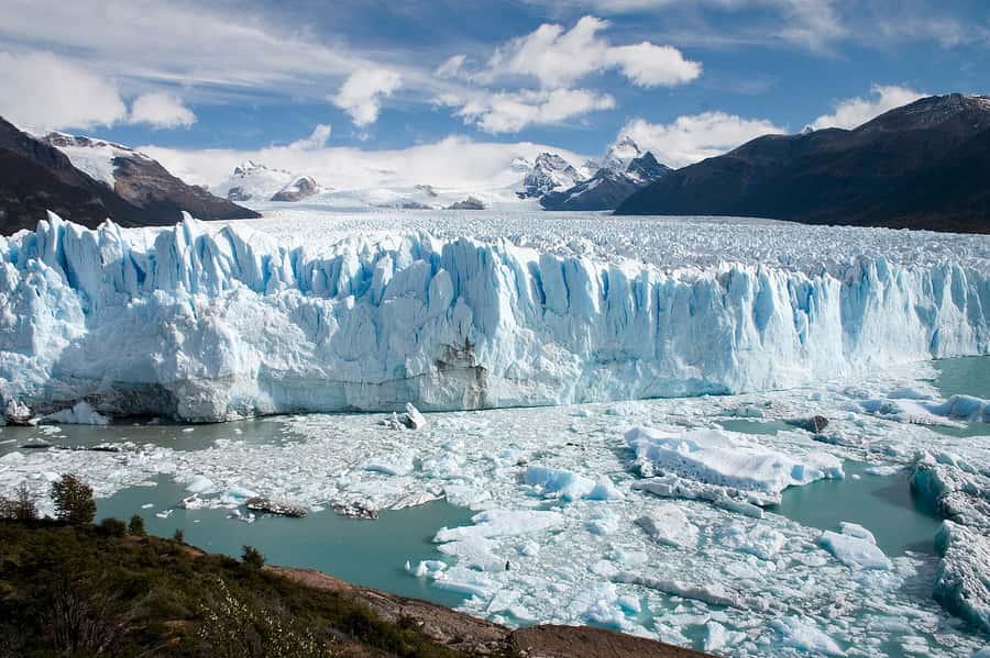 Los Glaciares National Park and Perito Moreno Glacier Tour - The Perito Moreno boardwalks and balcony routes