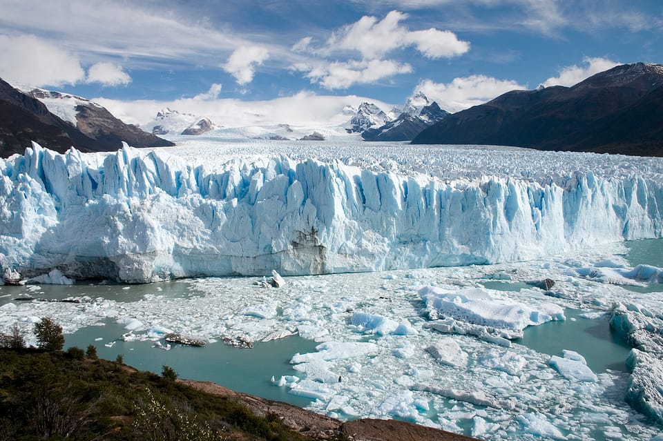 Los Glaciares National Park and Perito Moreno Glacier Tour - Lunch and using your free time wisely