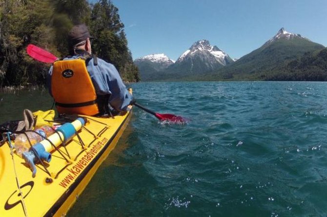 Mascardi Lake Kayaking and Trekking - Guides, group size, and the feel of the day