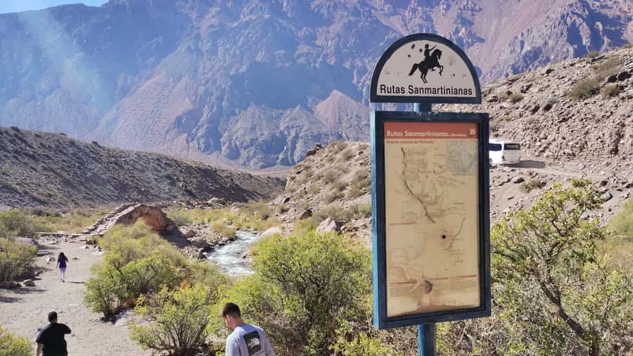 Mendoza: Aconcagua, Uspallata & Puente del Inca Day Trip - Puente del Inca and its unusual natural structure