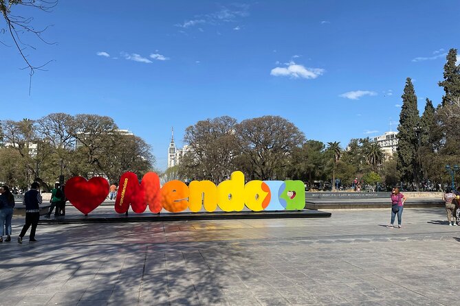Mendoza Airport (MDZ) Private Transfer to Mendoza City - The 20-minute ride into Mendoza