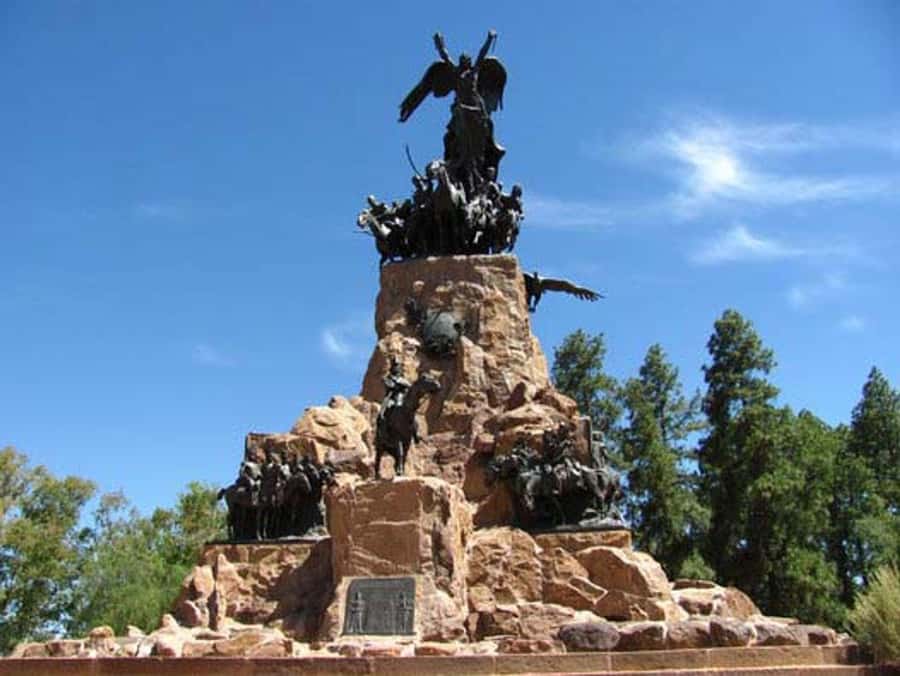 Mendoza: Half-Day Sightseeing City Tour - Key points to know before you book
