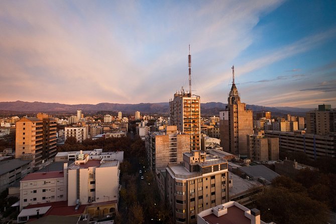 Mendoza Highlights: Half-Day City Tour - Plaza Independencia and the four satellite squares