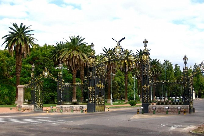 Mendoza Highlights: Half-Day City Tour - Parque General San Martín, Mendoza’s big green escape
