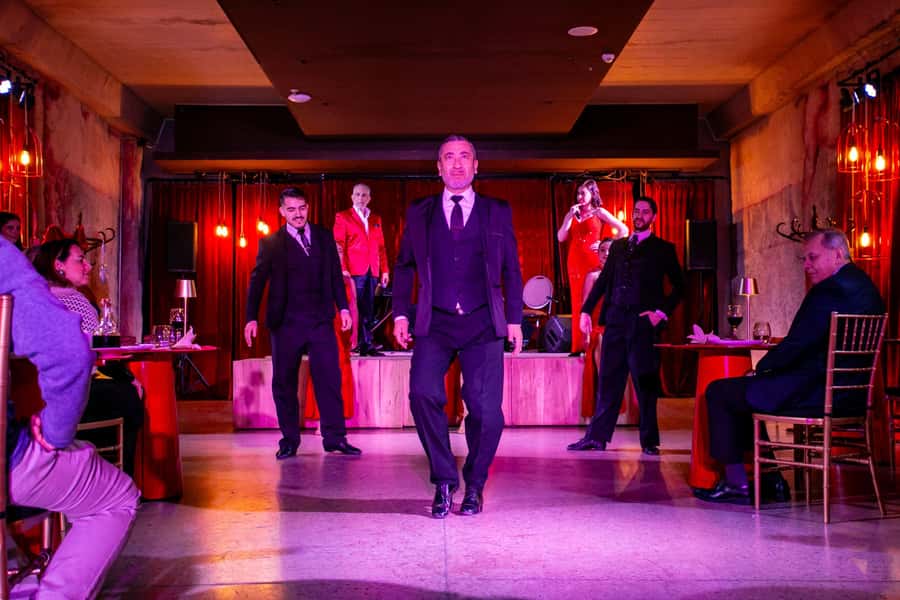 Mendoza: Tango Show with Dinner at Hualta Winery Hotel - Arriving at Mendoza’s modern tango address