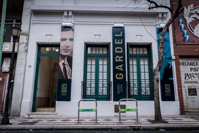 Milonga Dance Lesson and Tango History Tour - Starting at the Carlos Gardel Museum