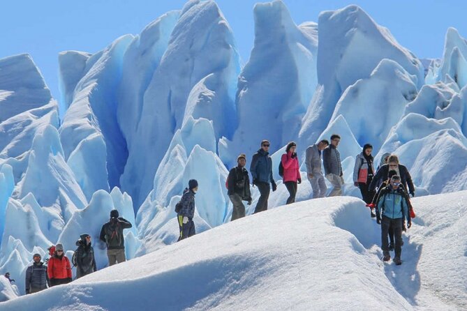Minitrekking tour through the Perito Moreno Glacier! - What makes this glacier walk different