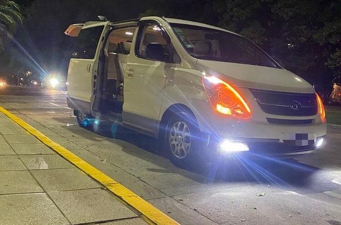 Minivan Transfer Ezeiza Aeroparque - The value of $140 for up to seven people
