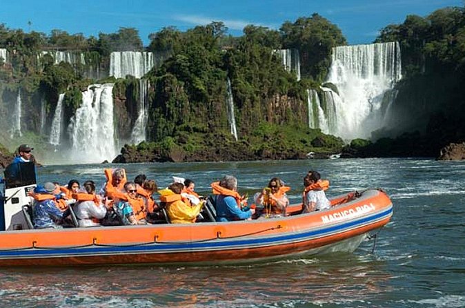 Motorboat under the waterfalls, 4x4 truck in the jungle with Argentine Falls - Walking the upper and lower circuits