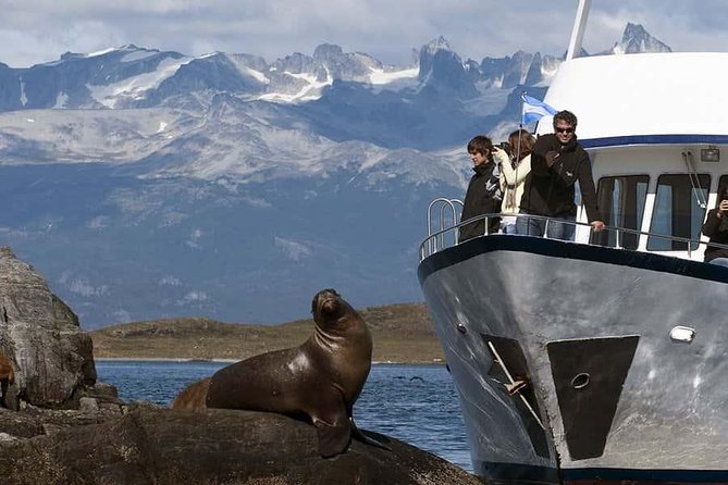 Navigation to Beagle Channel and Sea Lions Island with Transfers - Returning through Paso Chico with Martial Glacier in view