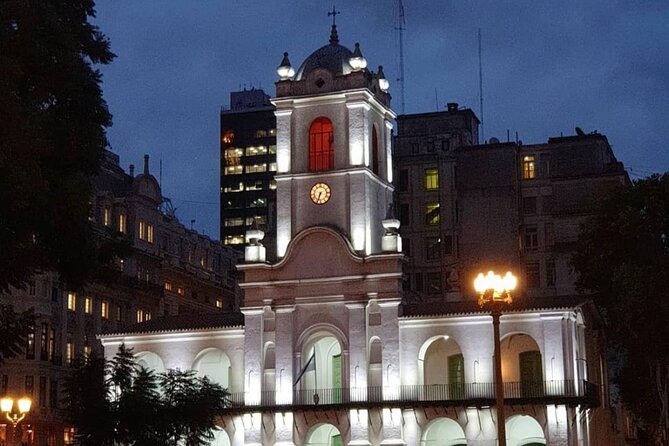 Night Experience in Buenos Aires with Local Guide - Floralis Generica and a flower that moves