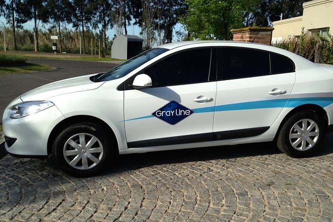 One Way transfer from Jorge Newbery Airport to Ezeiza Airport - What the $140 group price really buys