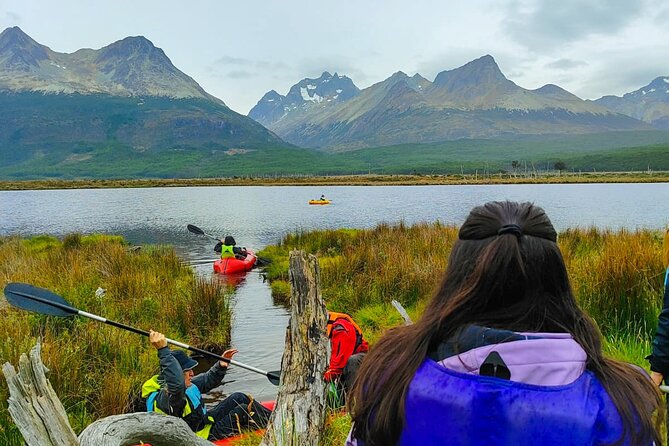 Packrafting experience along the Olivia River - Carrying the six-kilogram boat through Tierra del Fuego
