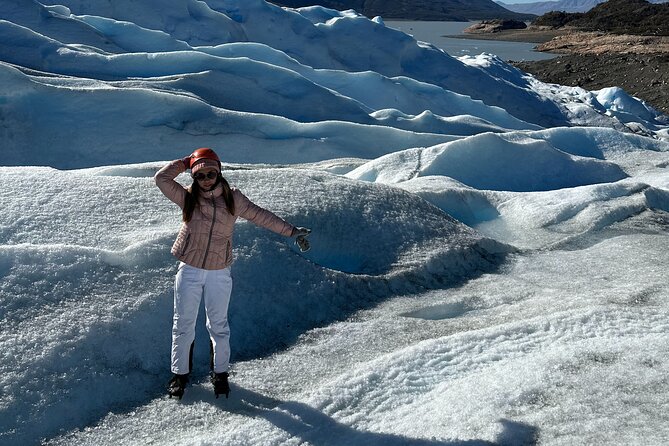 Perito Moreno Full Day Minitrekking with Transfer and Walkways - The first 20 minutes on the lake shore
