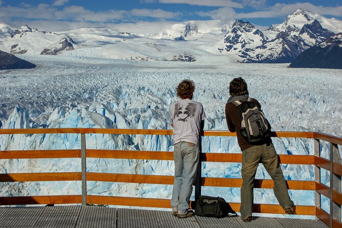 Perito Moreno Glacier Full Day Tour with Optional Boat Safari - Buying the park ticket on arrival