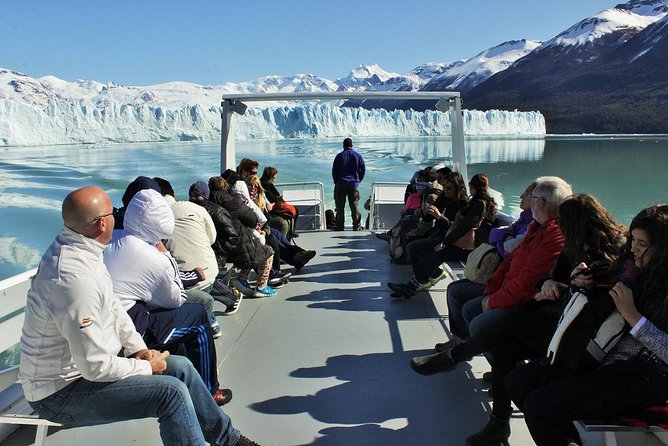 Perito Moreno Glacier with Navigation from El Calafate - The road from El Calafate to Los Glaciares National Park