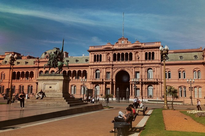 Pick up at Airport + City Tour + Drop off at Cruise Port - The cathedral and San Martín’s mausoleum