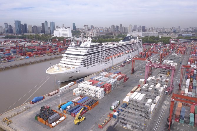 Port Transfers with English Speaking Driver - What the private vehicle arrangement means