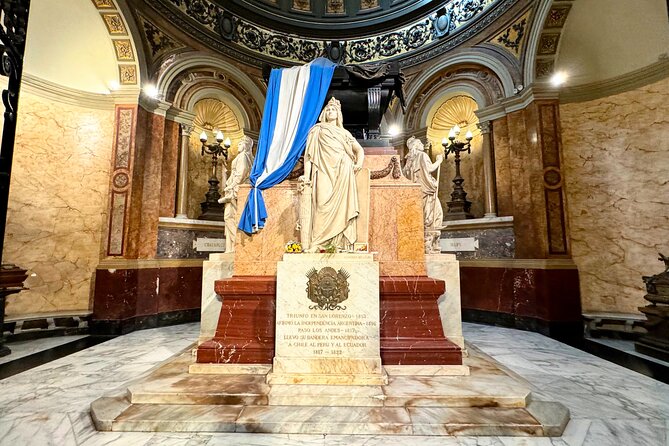 Premium Buenos Aires City Tour + Teatro Colon + El Ateneo - The Obelisco and Avenida 9 de Julio