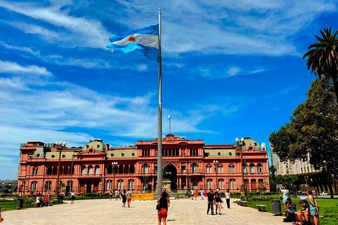 Premium Buenos Aires City Tour + Teatro Colon + El Ateneo - Who will get the most from this tour