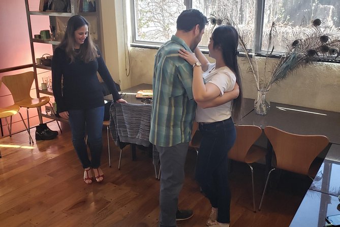 Private Argentine Cooking Class and Tango Lesson in Buenos Aires - The one-hour tango lesson with a local instructor