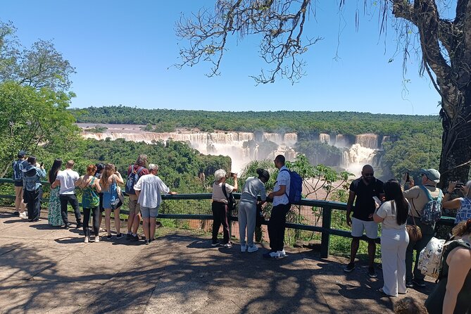 Private - BRA and ARG Iguazu Falls in 1 day + boat option - Crossing into Brazil in the afternoon