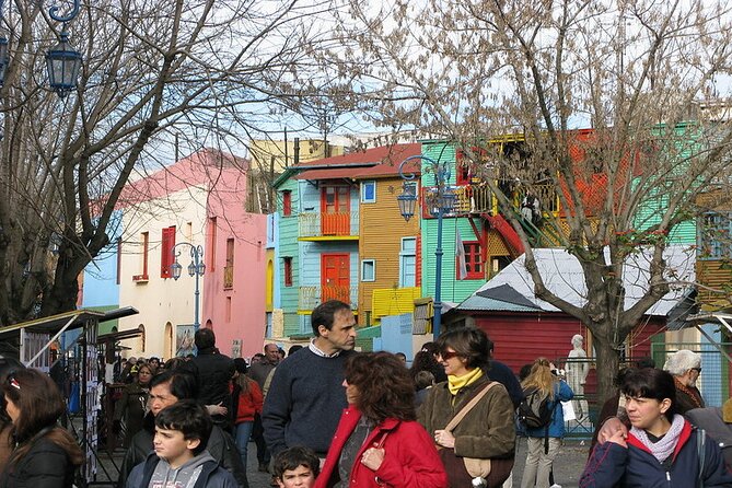 Private City Tour in Buenos Aires Including Lunch in Puerto Madero - Plaza de Mayo and Argentina’s political center
