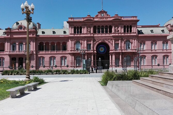 Private City Tour in Buenos Aires Including Lunch in Puerto Madero - Recoleta, Evita, and the cemetery admission