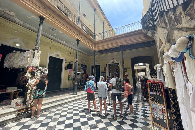 Private City Tour with Local Guide in Buenos Aires - Thirty minutes on Caminito in La Boca