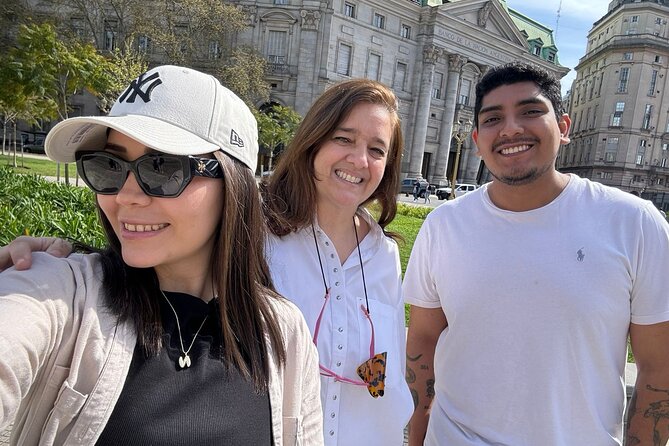 Private Classic 4 hour City Tour with Historical sites - The city’s greener side and Floralis Generica