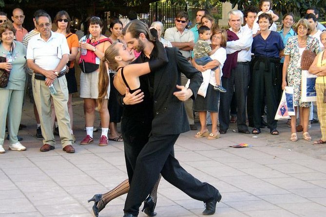 Private Debark Tour Buenos Aires City ending at International Airport - Plaza de Mayo and the city’s central story