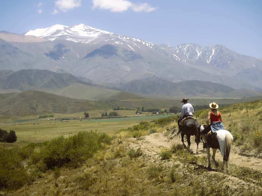 Private Experience: Horseback Riding and BBQ in the Mountain - Estancia La Carrera - Empanadas First, Then the Asado