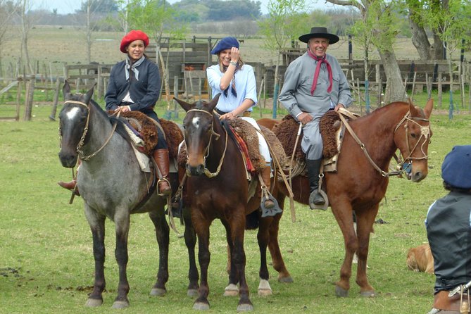 Private Gaucho Day with Estancia - The drive from Buenos Aires to the estancia