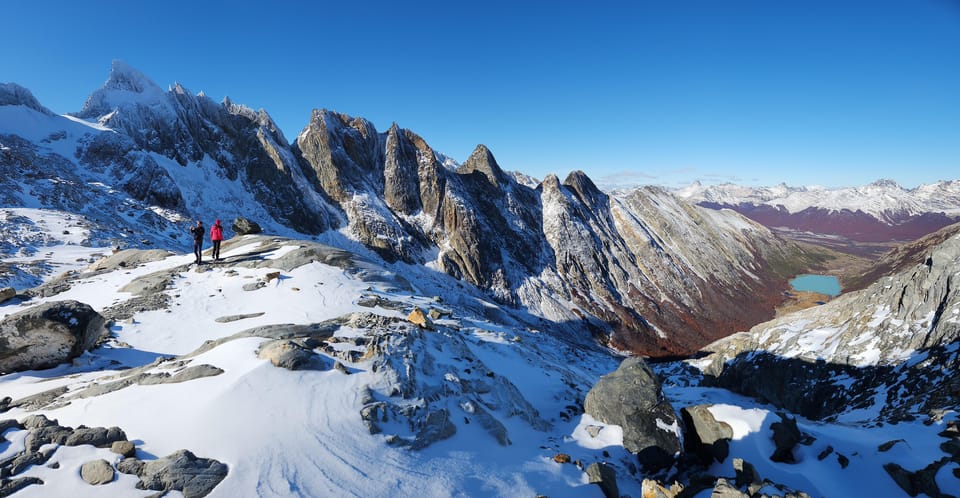 Private Guided Day Hike to Glacier Ojo del Albino - Lunch, pacing, and the return to Ushuaia