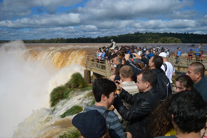 Private Iguazu Day Tour with THE GREAT ADVENTURE on boats - Upper Circuit: wide views without stairs