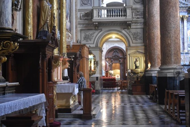 Private Pope Francis Tour in Buenos Aires - Plazoleta Herminia Brumana and neighborhood play