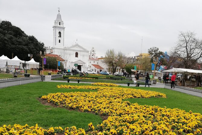 Private Tour: 3 hours Buenos Aires Tour - Plaza de Mayo puts Buenos Aires politics in view