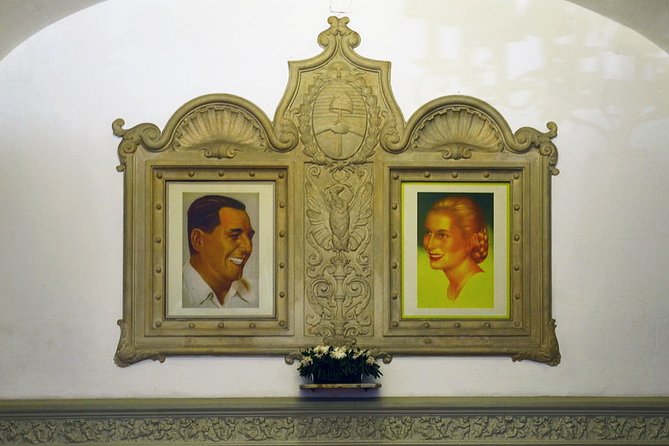 Private Tour Discovering Evita and The Peronism in Buenos Aires - Who should choose this private Evita tour?