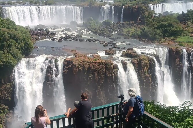 PRIVATE TOUR - Iguacu Falls on the Brazilian side - Lunch at Porto Canoas or a paid boat ride