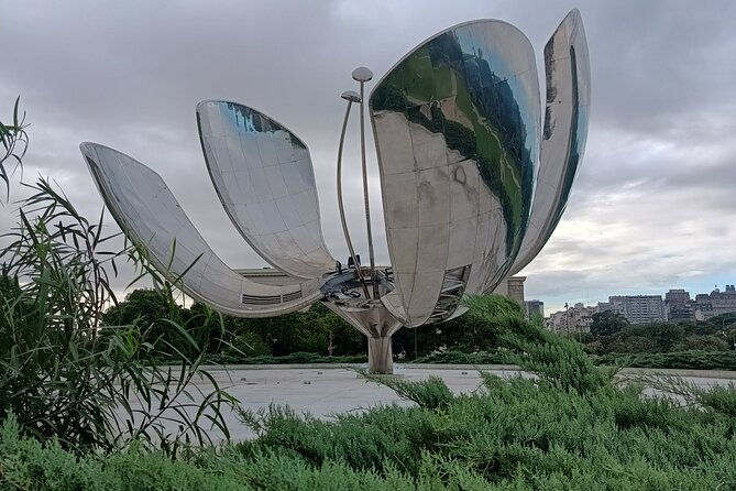 Private Tour in Buenos Aires with Local and Personalized Guide - Downtown brings together Argentina’s public symbols