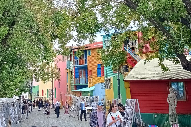 Private Tour in Buenos Aires with Local and Personalized Guide - El Ateneo and Puerto Madero finish on different notes
