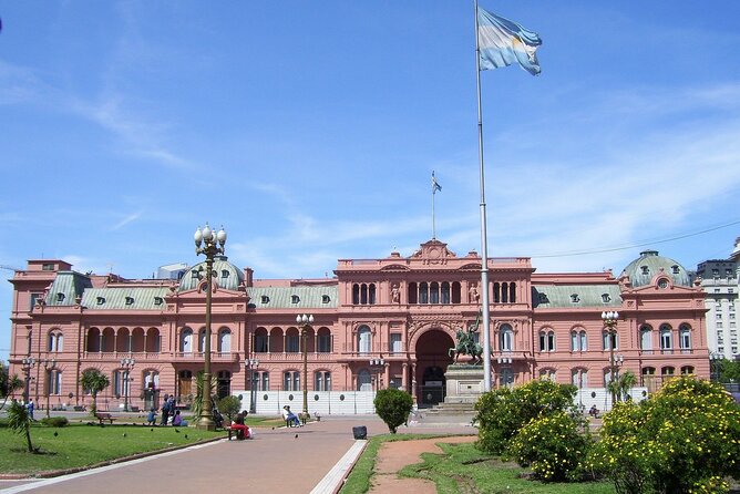 Private tour of Buenos Aires with guide and driver - San Telmo, Plaza Dorrego, and the city’s older character