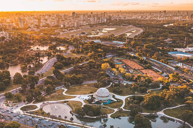 Private tour of Buenos Aires with guide and driver - The guide and driver are part of the value