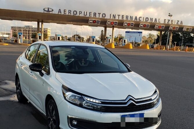 Private Transfer from Ezeiza Airport to Central Hotel and Port - Key points at a glance
