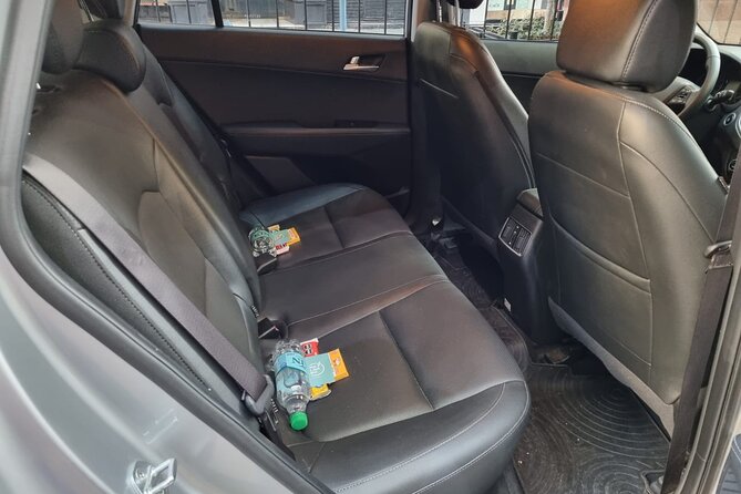 Private transfer to or from Jorge Newbery Airport "AEP" - What this Buenos Aires airport transfer actually includes