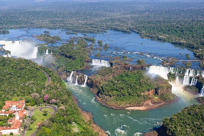 Puerto Iguazu Airport (IGR) Private Transfer to Puerto Iguazu - What the airport pickup should feel like