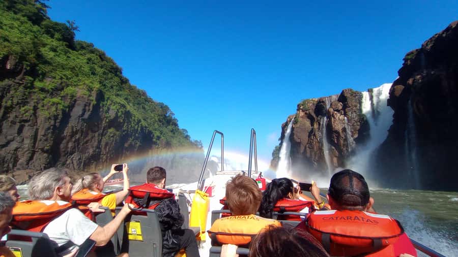 Puerto Iguazu: Argentine Falls & Great Adventure Boat - Devil’s Gorge is the day’s great natural spectacle