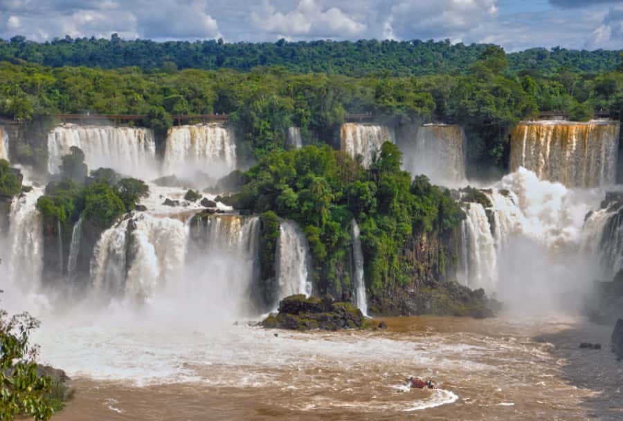 Puerto Iguazu: Argentine Falls & Great Adventure Boat - Great Adventure boat: prepare to get completely soaked