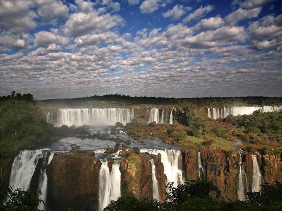 Puerto Iguazú: Brazilian Falls Half-Day Panoramic Tour - Why the Brazilian side is worth your time
