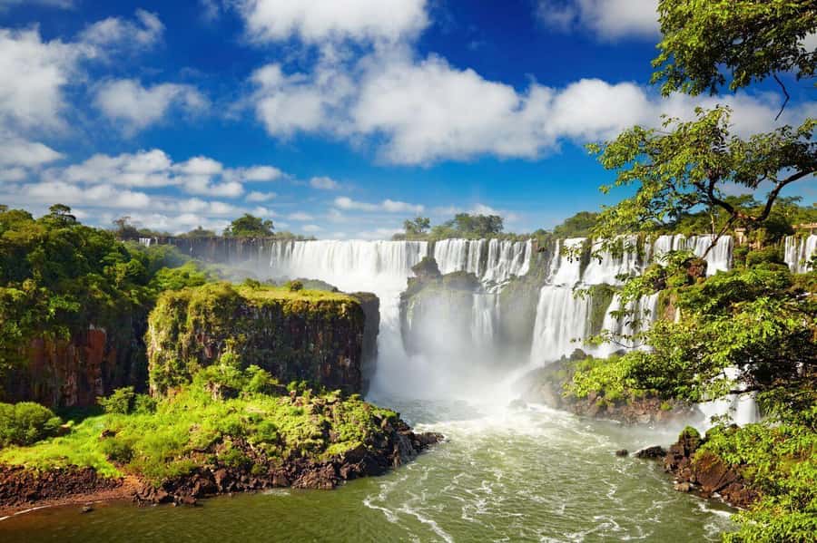 Puerto Iguazu: Iguazu Falls Argentinian Side Full-Day Tour - Key points to know before you book